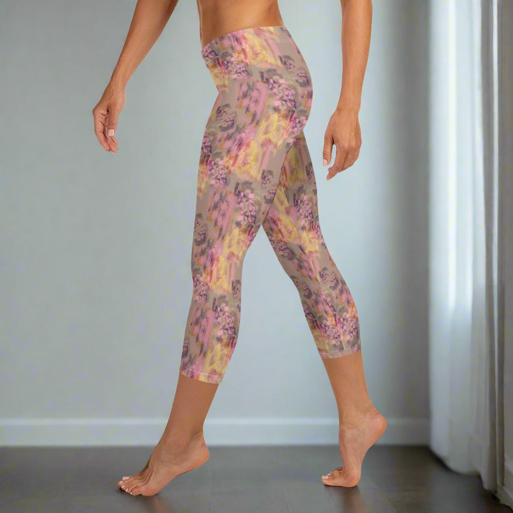 Mila Capri Leggings in Rosewood