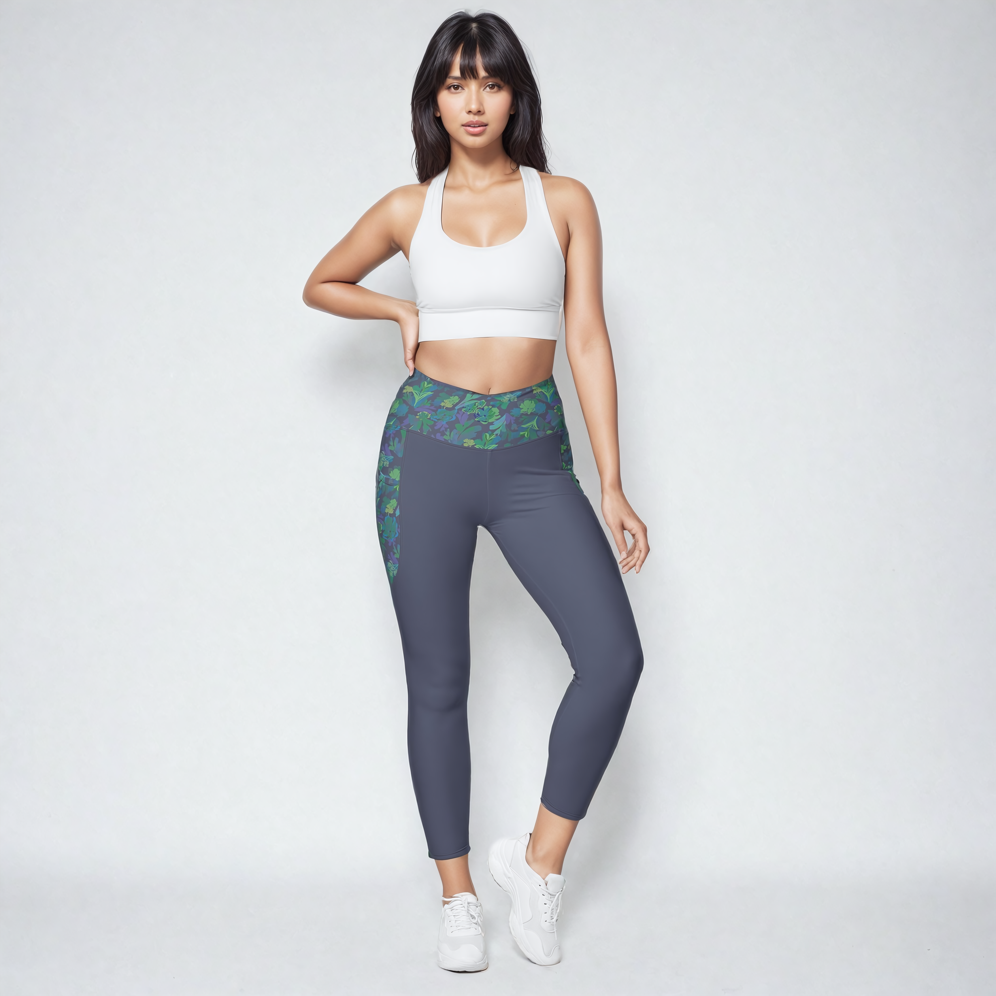 Udara Crossover Leggings with Navy Pine Accents Klementina